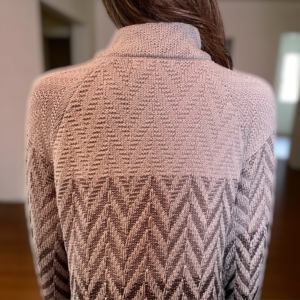 JM Collection Chevron Chunky Knit Cardigan. Size PM - Picture 9 of 11
